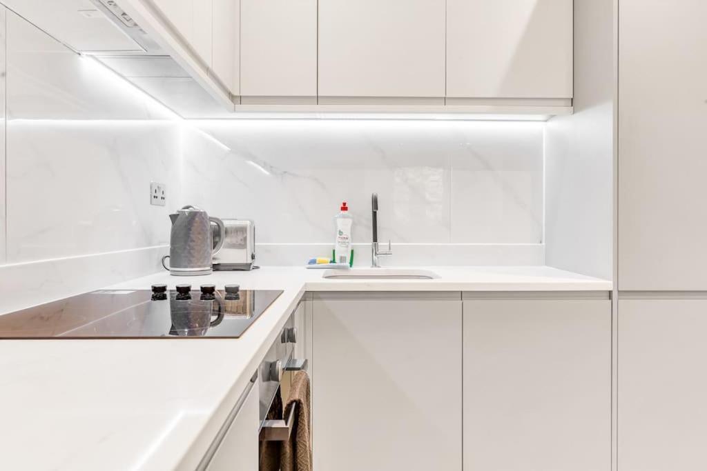 Wow Abbey Road - Sleeps Up To 8 Apartment *
